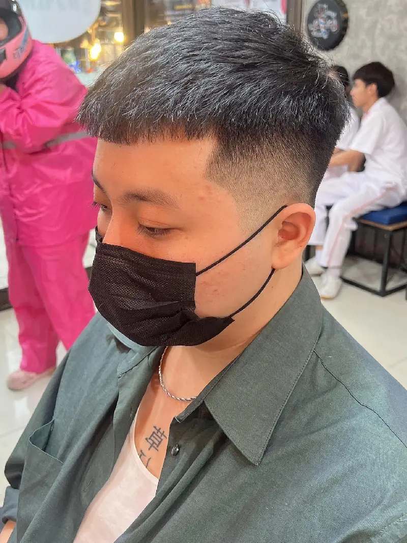 ผลงานตัดผม undercut เกาหลี CUT THEORY ประชาอุทิศ